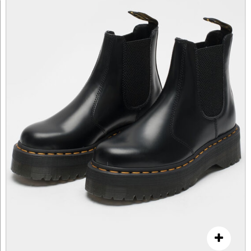 Dr. Martens DR. MARTENS 2976 Quad Platform Black Womens Chelsea Boots